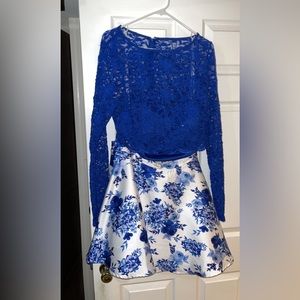 Blue floral two piece only worn once